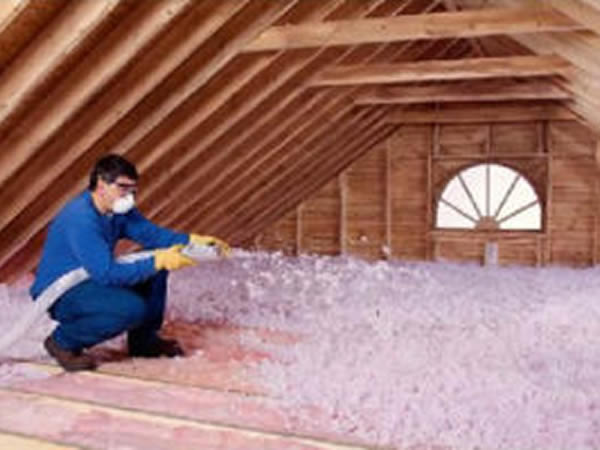 blown_attic_insulation1-300x200